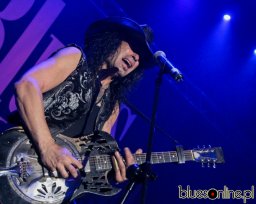 Eric Sardinas &amp; Big Motor (19)